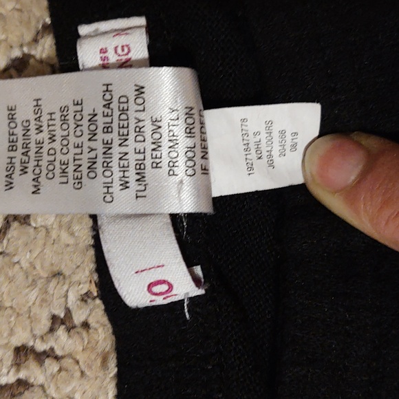 Various leggings in different sizes. - Picture 3 of 14